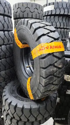 Pneu 7.00x12 pneumático Advance LB033